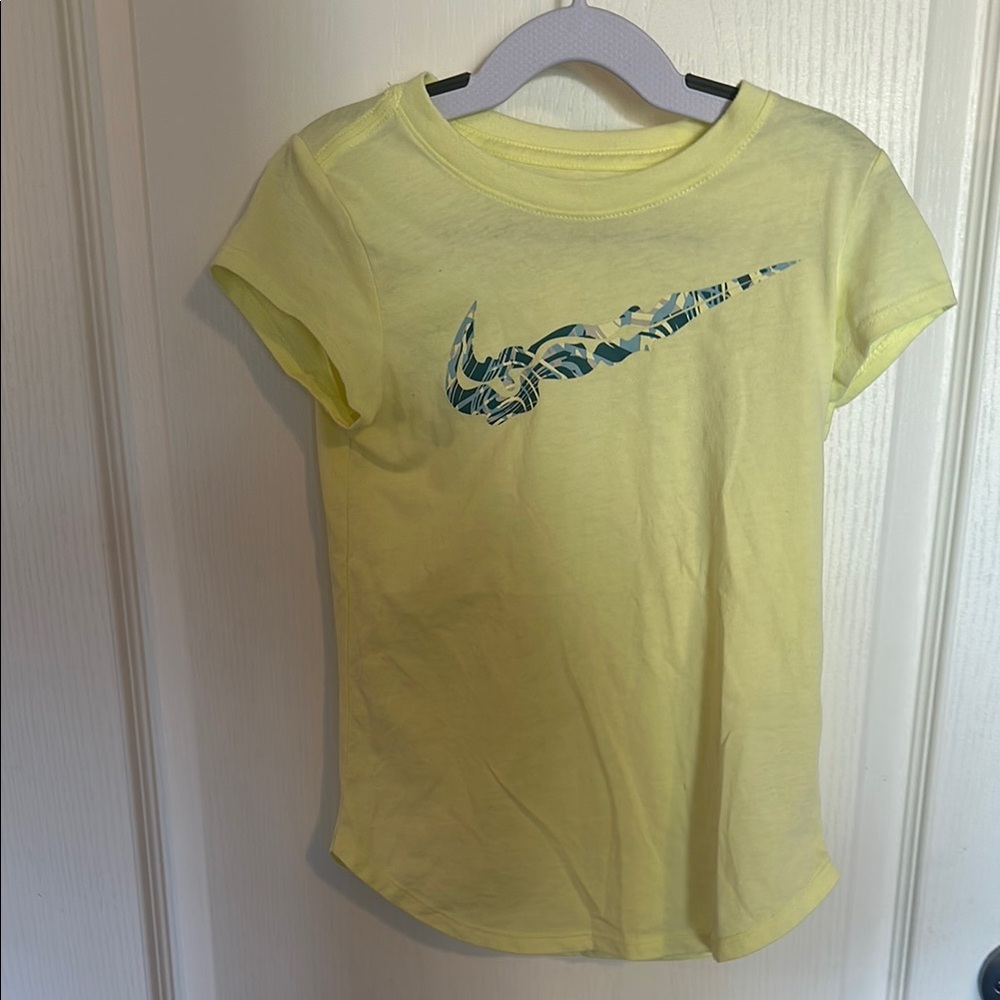 Nike Kids Yellow Graphic T-Shirt